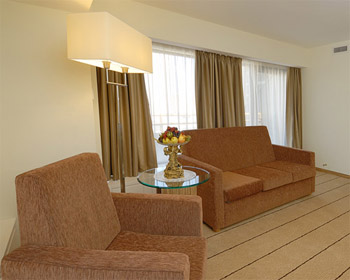 Suite at the Crowne Plaza Moscow World Trade Centre Hotel in Russia